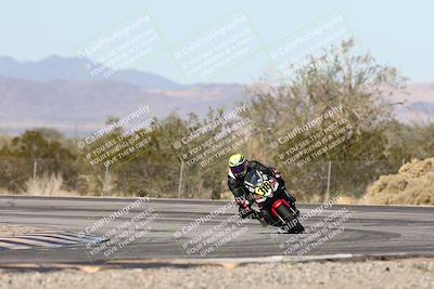 media/Dec-07-2025-CVMA (Sun) [[3e7d2de5dc]]/Race 5-Formula UL-CVMA Hooligans-American Thunder/